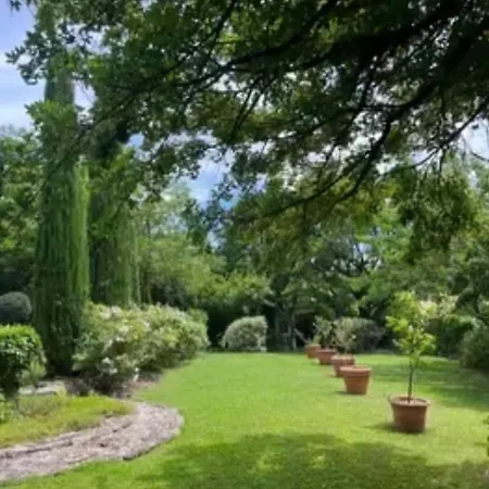 Borgo Spescia Pool Park And Relaxation Camposonaldo