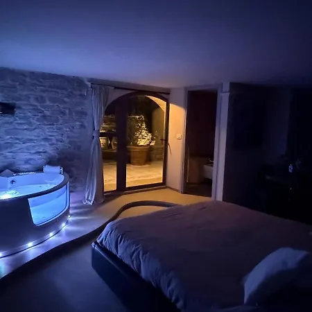 Borgo Spescia Pool Park And Relaxation *